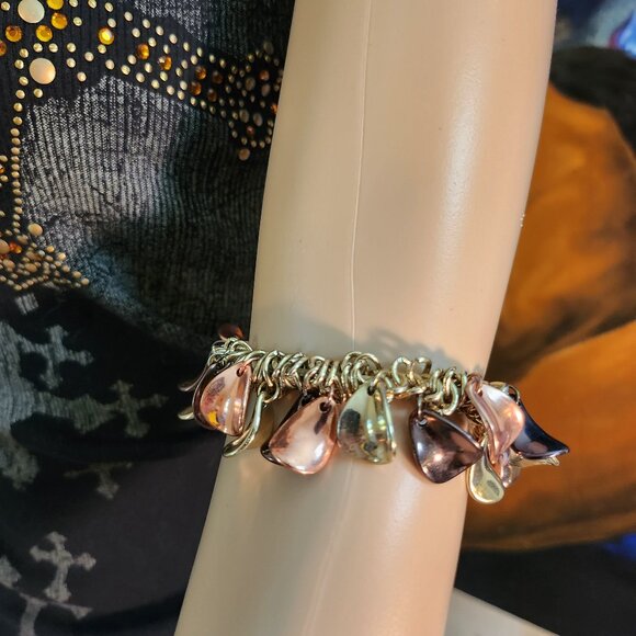 Stretchy Gold Bronze colored Bracelet Elegant Fun Classy - Picture 8 of 13